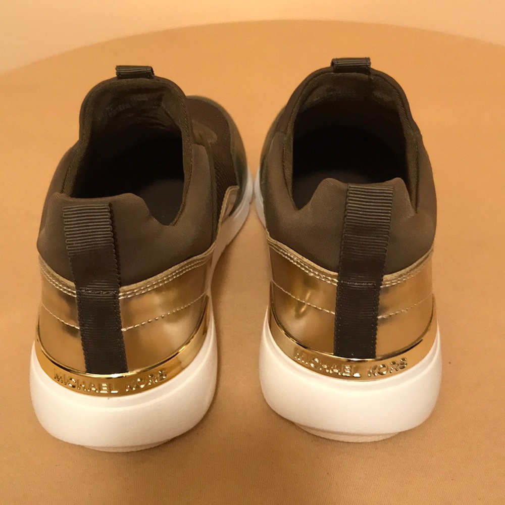 Michael Kors women’s Fall/winter slip ons NEW - Picture 3 of 7
